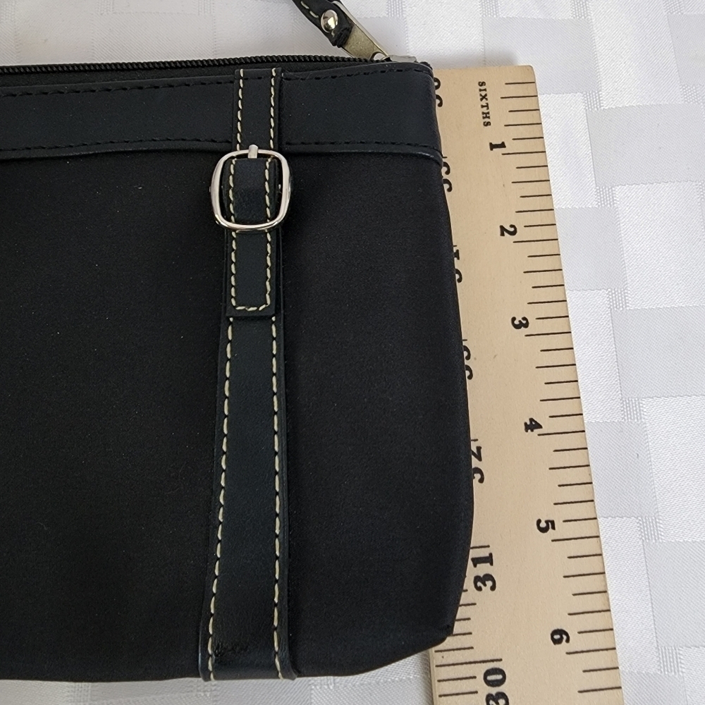 Black NWOT Two Buckle Silver Hardware Women's Wristlet